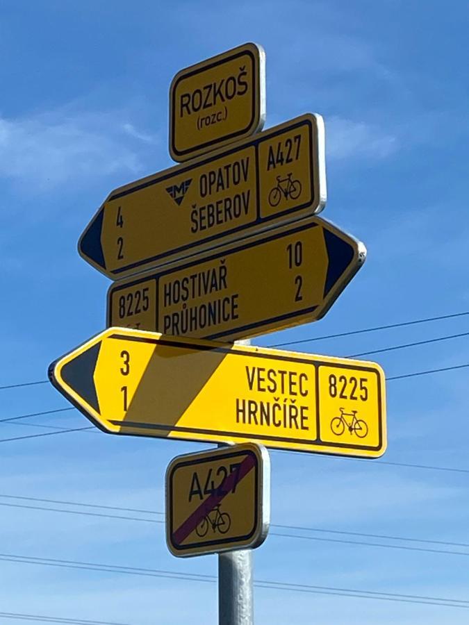 Penzion Rozkos Průhonice Buitenkant foto