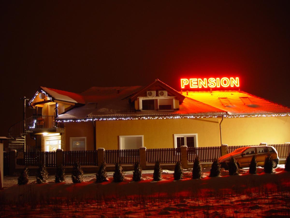 Penzion Rozkos Průhonice Buitenkant foto